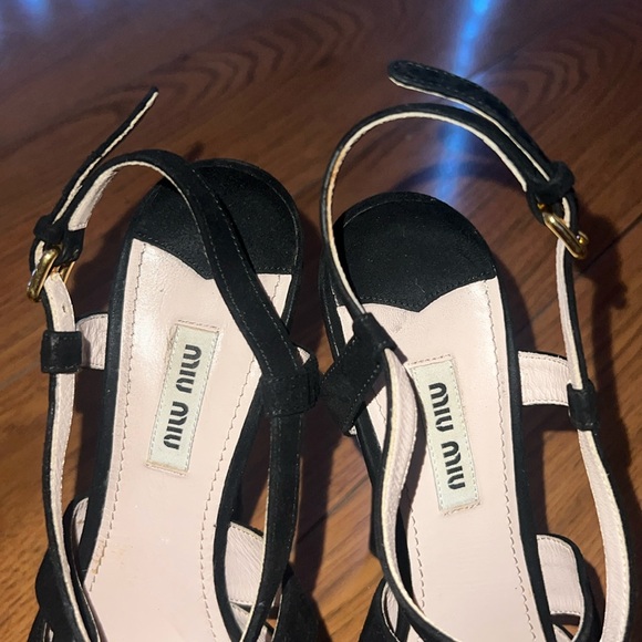 Miu Miu Suede Platforms - Picture 4 of 11